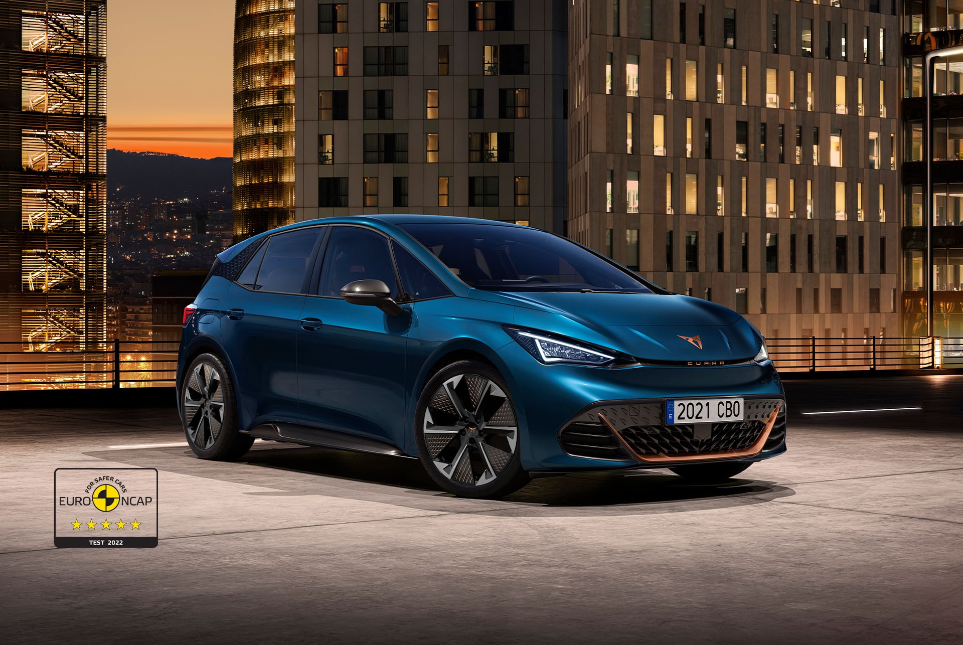 CUPRA Born Aurora Blue med thunderstorm lättmetallfälgar